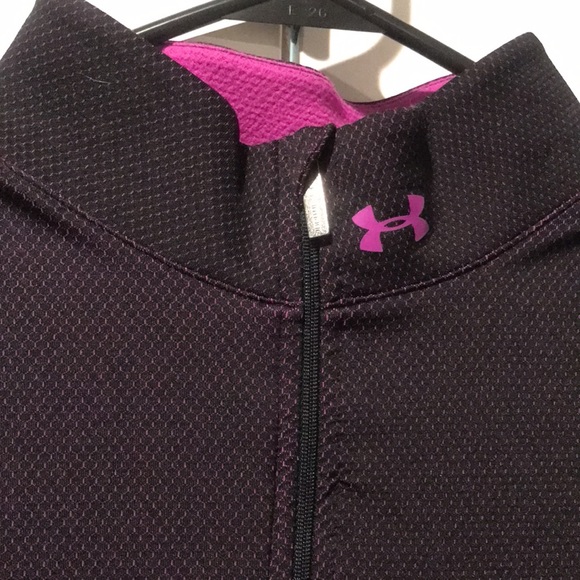 Like New Under Armour Quarter Zip - Picture 2 of 5